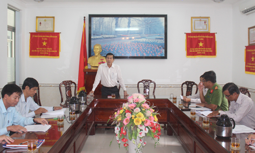 Chủ tịch UBND tỉnh làm việc tại huyện Tân Phước.