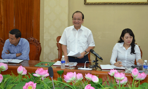 Phó Chủ tịch UBND tỉnh Trần Thanh Đức phát biểu ý kiến tại buổi làm việc với Ban Văn hóa - Xã hội  của HĐND tỉnh về CTGĐ.