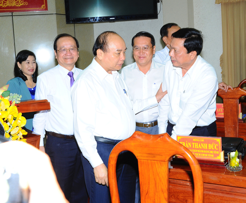 Prime Minister Nguyen Xuan Phuc speaks at the working session with Tien Giang officials on August 9 (Photo: VNA)
