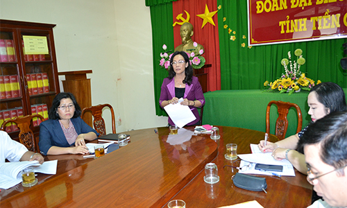 Ủy viên Ban Thường vụ Tỉnh ủy, Phó Chủ tịch HĐND tỉnh Nguyễn Thị Sáng 