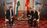 Party chief meets Hungarian Socialist Party Chairman
