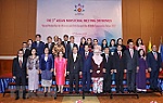 Thủ tướng: Chung tay hành động để nâng cao vị thế của phụ nữ