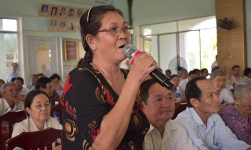 Chairman of the PPC Le Van Huong speaks at the meeting. Photo: thtg.vn