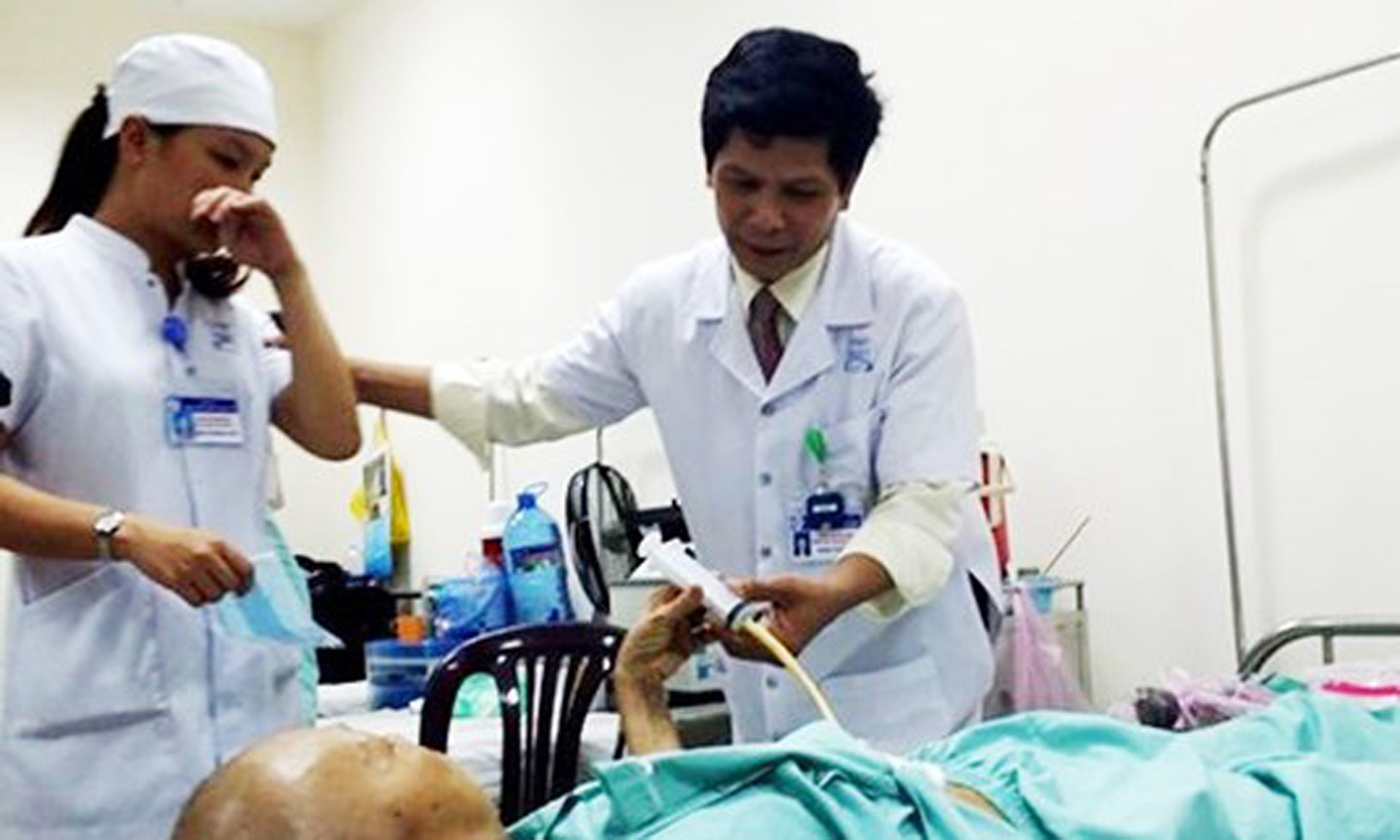 Số người mắc ung thư ở Việt Nam liên tục gia tăng kéo theo số ca tử vong cũng tăng cao
