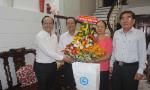 Leaders of Tien Giang province visit retired teachers