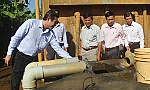 Chủ tịch UBND tỉnh Lê Văn Hưởng kiểm tra các trạm cấp nước sinh hoạt