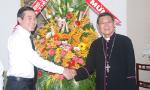 Leaders of Tien Giang province extend Christmas greetings to the local followers
