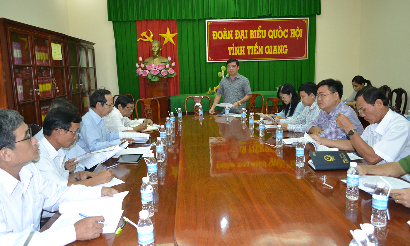 Đoàn ĐBQH đơn vị tỉnh Tiền Giang tiếp xúc cử tri tại điểm tiếp xúc chung  UBND xã Bình Phục Nhứ