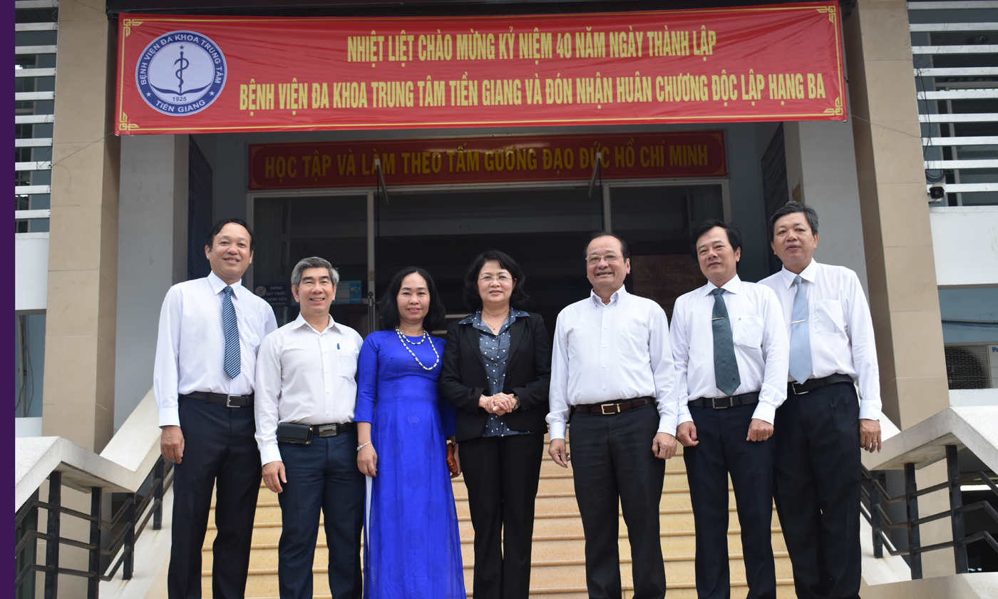 Phó Chủ tịch Nước Đặng Thị Ngọc Thịnh đã đến thăm Bệnh viện