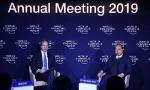 PM Phuc, WEF President join particular dialogue on Vietnam in Davos