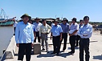 Chairman of the PPC Le Van Huong checks the progress of projects