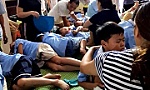 Ăn nhầm bột thông bồn cầu, gần 50 học sinh bị ngộ độc