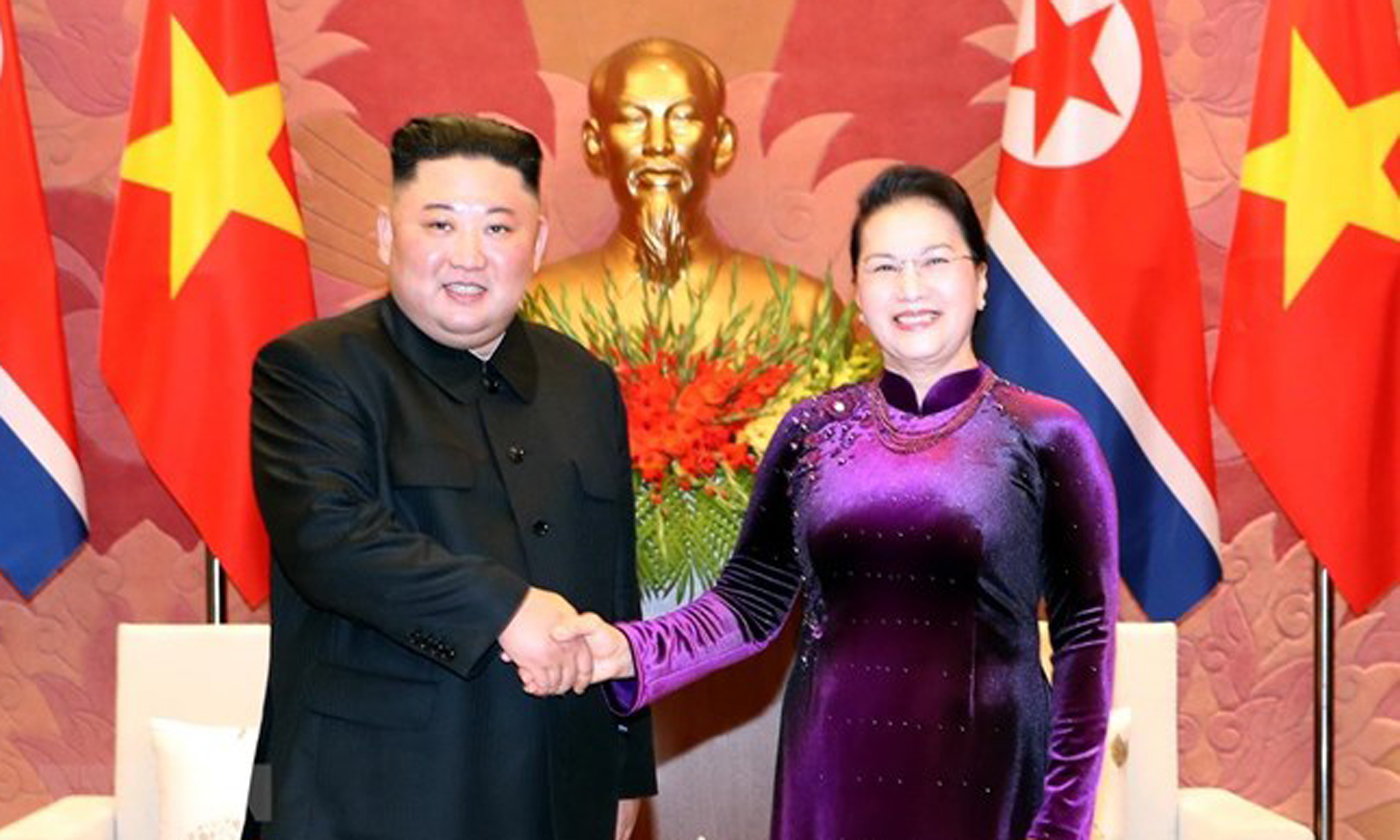 National Assembly Chairwoman Nguyen Thi Kim Ngan and DPRK Chairman Kim Jong-un (Photo: VNA)
