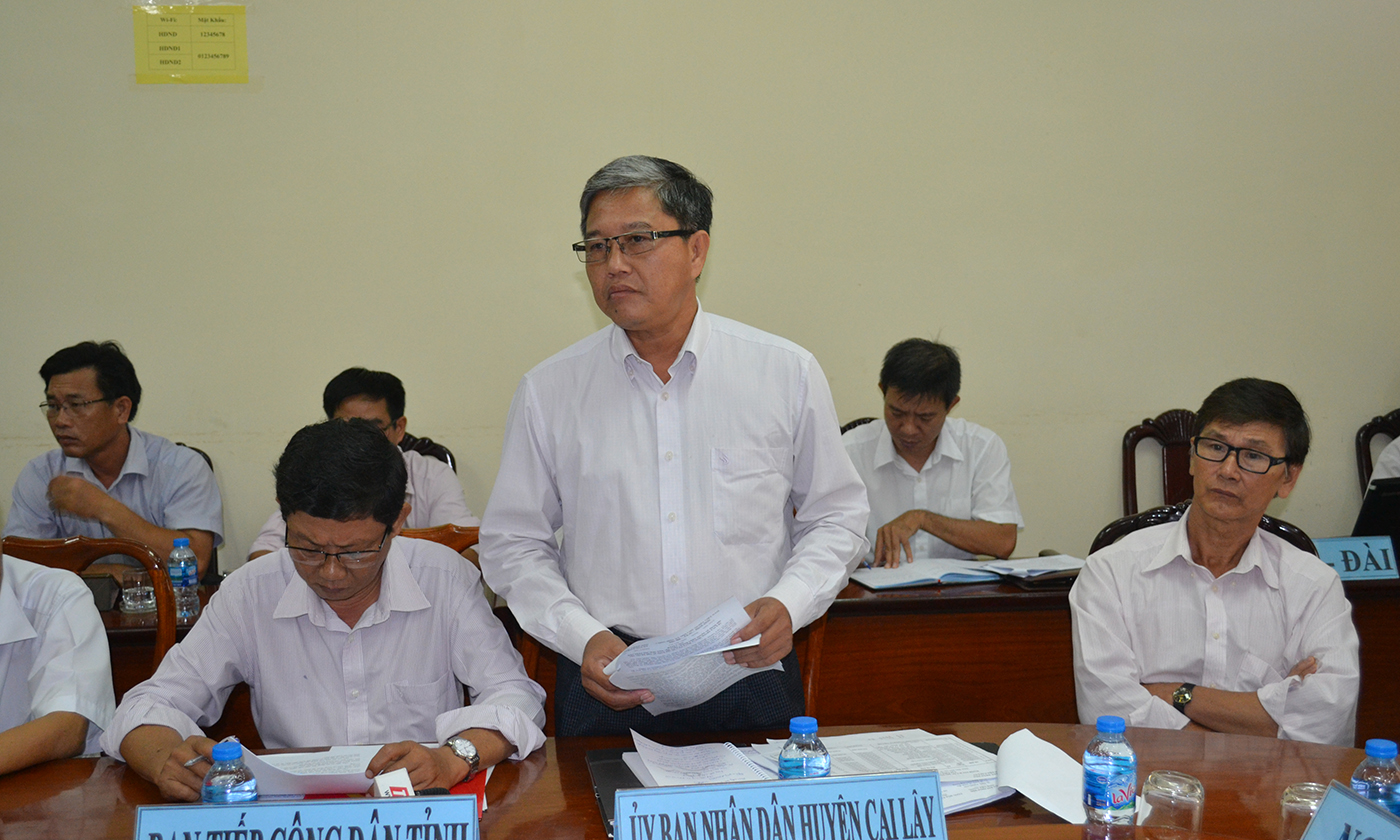 Lãnh đạo UBND huyện Cai Lậy phát biểu những khó khăn của huyện trong việc làm việc với công ty TNHH Hiệp Phú