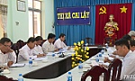Chairman of the PPC Le Van Huong works with Cai Lay town, Chau Thanh district
