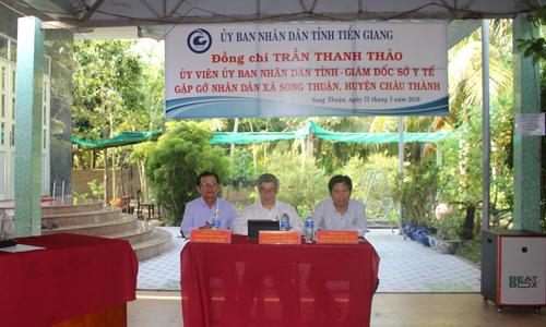 Giám đốc Sở Y tế Trần Thanh Thảo chủ trì buổi gặp gỡ.