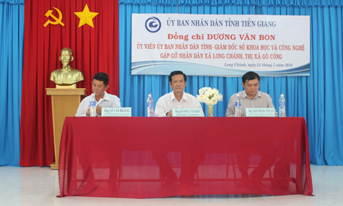 Giám đốc Giám đốc Sở Khoa học và Công nghệ Dương Văn Bon chủ trì buổi gặp gỡ.  