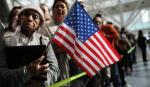 Mỹ ban hành quy định mới về cấp thẻ xanh cho người nhập cư