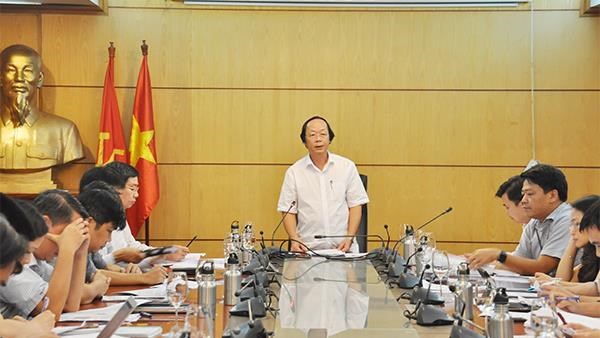  Deputy Minister of Natural Resources and Environment Vo Tuan Nhan speaks at the meeting (Photo: vea.gov.vn)  
