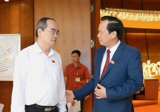 Giảm giờ làm xuống 44 giờ/tuần thì tăng trưởng kinh tế sẽ giảm 0,5%/năm