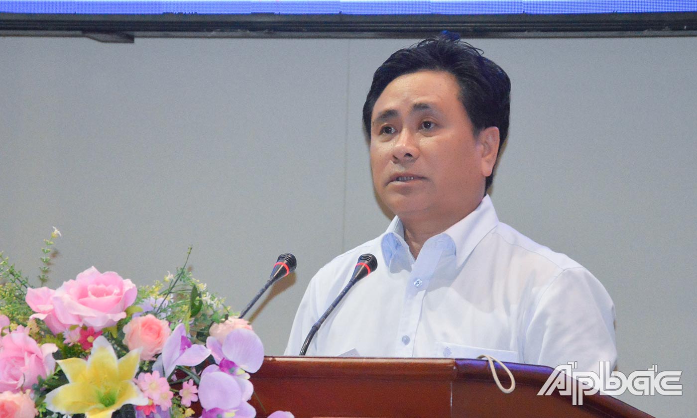 Đồng chí Trần Văn Dũng phát biểu tại hội nghị. 