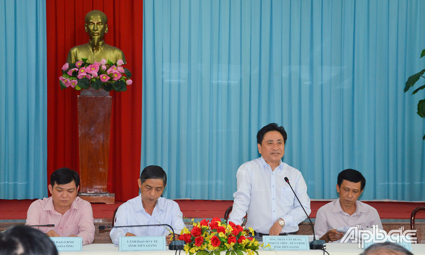 Đồng chí Trần Văn Dũng phát biểu tại buổi làm việc.