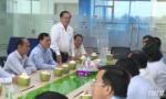 Vice Chairman of the PPC works with the Heineken Vietnam Brewery Tien Giang