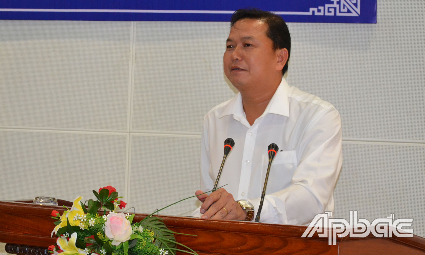 Quyền Giám đốc Sở KH-ĐT Nguyễn Đình Thông báo cáo kết quả thực hiện kế hoạch đầu tư công năm 2019.