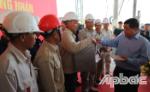 Paying pre-Tet visits to workers in Trung Luong - My Thuan expressway