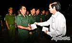Lãnh đạo tỉnh Tiền Giang thăm, chúc tết các lực lượng làm nhiệm vụ đêm Giao thừa