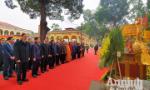 Party, State officials offer incense at Thang Long Royal Citadel