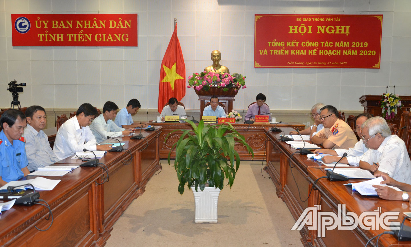 Quang cảnh hội nghị tại điểm cầu Tiền Giang.