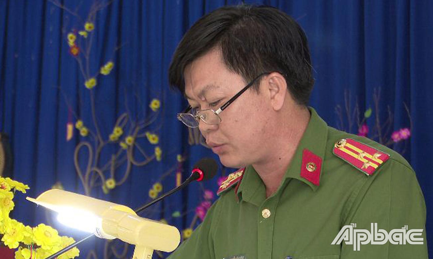 Thượng tá Nguyễn Văn Đông, Giám thị trại giam Phước Hòa phát biểu.