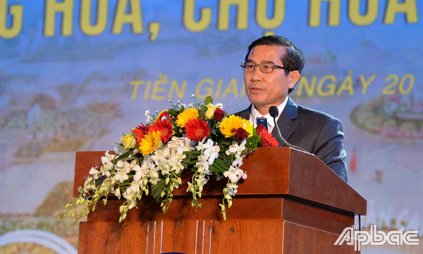 Đồng chí Lê Văn Hưởng phát biểu tại lễ khai mạc.
