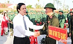 Bí thư Tỉnh uỷ Nguyễn Văn Danh dự Lễ giao nhận quân ở huyện Cai Lậy