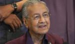 Quốc vương Malaysia chấp thuận đơn từ chức của Thủ tướng Mahathir