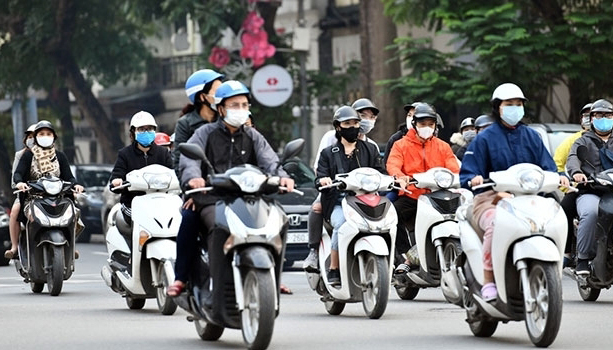 Prime Minister Nguyen Xuan Phuc has issued a notice calling for public order and traffic safety during the country’s upcoming holidays this month. (Photo: NDO/Duy Linh)