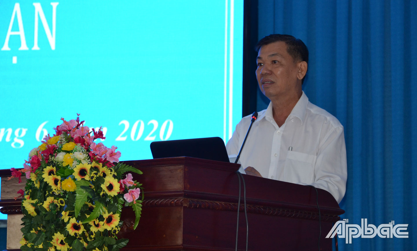 Giám đốc Sở NN&PTNT Nguyễn Văn Mẫn phát biểu tại hội thảo.