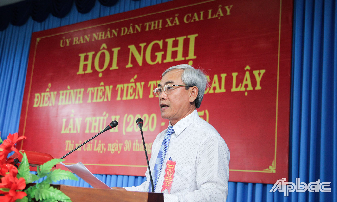 Đồng chí Hà Thanh Hữu phát biểu tại hội nghị.