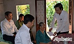 Bí thư Tỉnh ủy Nguyễn Văn Danh thăm, tặng quà gia đình chính sách ở xã An Hữu