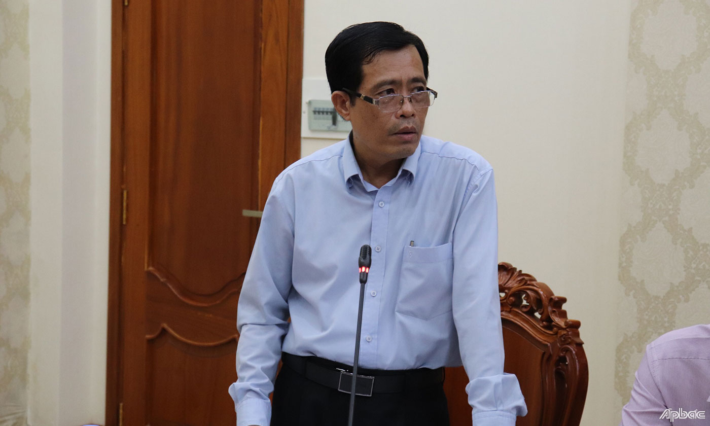 giám đốc Sở VHTT&DL Nguyễn Đức Đảm phát biểu tại cuộc họp
