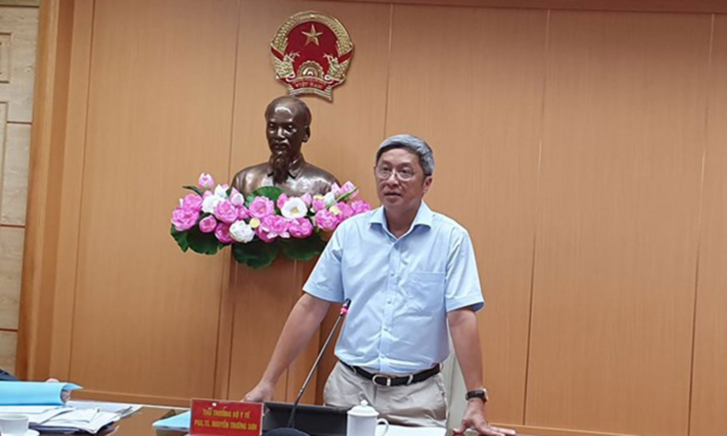 Phó giáo sư Nguyễn Trường Sơn phát biểu tại hội nghị. (Ảnh: PV/Vietnam+)