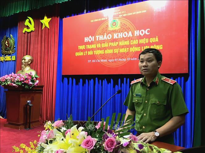 Thiếu tướng Trần Ngọc Hà, Cục trưởng Cục Cảnh sát Hình sự, Bộ Công an, phát biểu tại Hội thảo. Ảnh: TTXVN phát