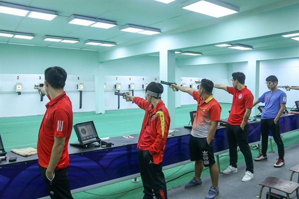 Marksmen compete in the recent National Top Shooters Tournament in Hanoi. Vietnam aim to bag six gold medals at the SEA Games 31 to be held in the country next year. Photo toquoc.vns