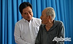 Đồng chí Trần Văn Dũng thăm gia đình chính sách tại xã Long Hưng
