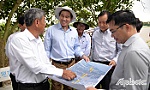 Chủ tịch UBND tỉnh Tiền Giang khảo sát địa điểm xây dựng cầu Tân Phong