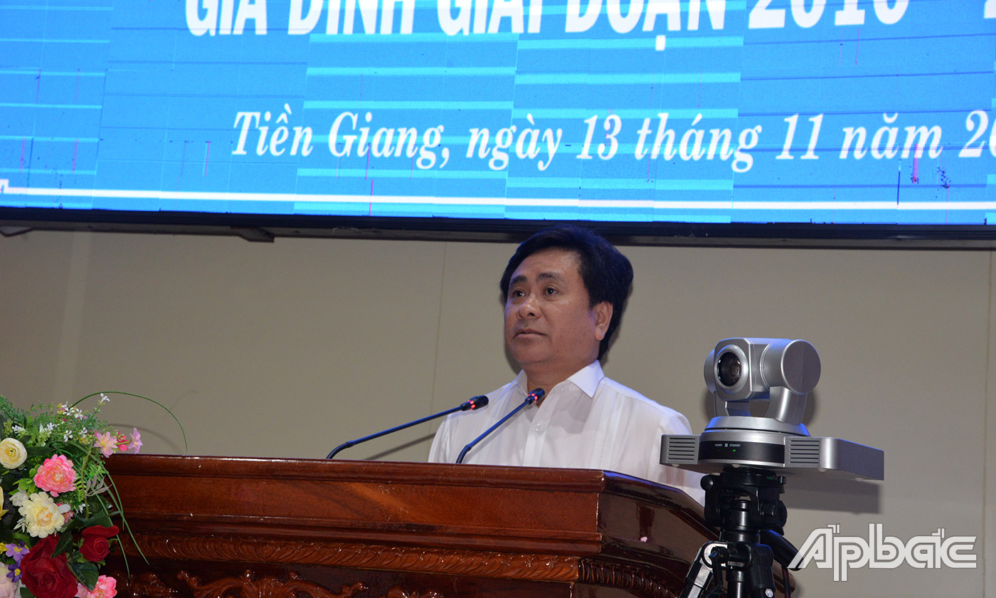 Đồng chí Trần Văn Dũng phát biểu chỉ đạo tại hội nghị