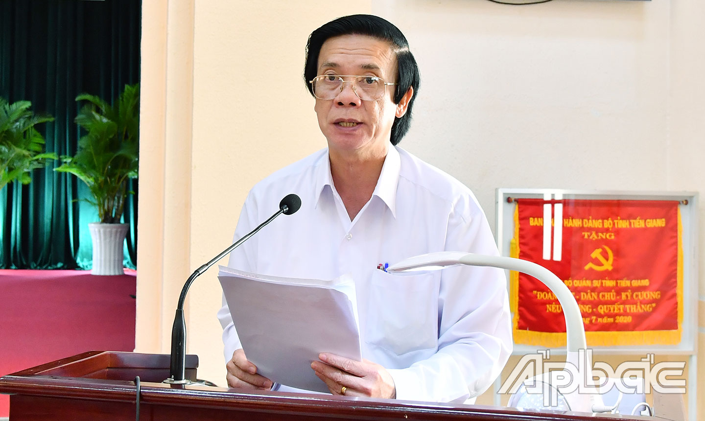 Đồng chí Nguyễn Văn Danh phát biểu kết luận tại hội nghị.