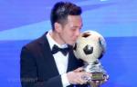 Footballer Nguyen Van Quyet named Vietnam's most valuable athlete in 2020