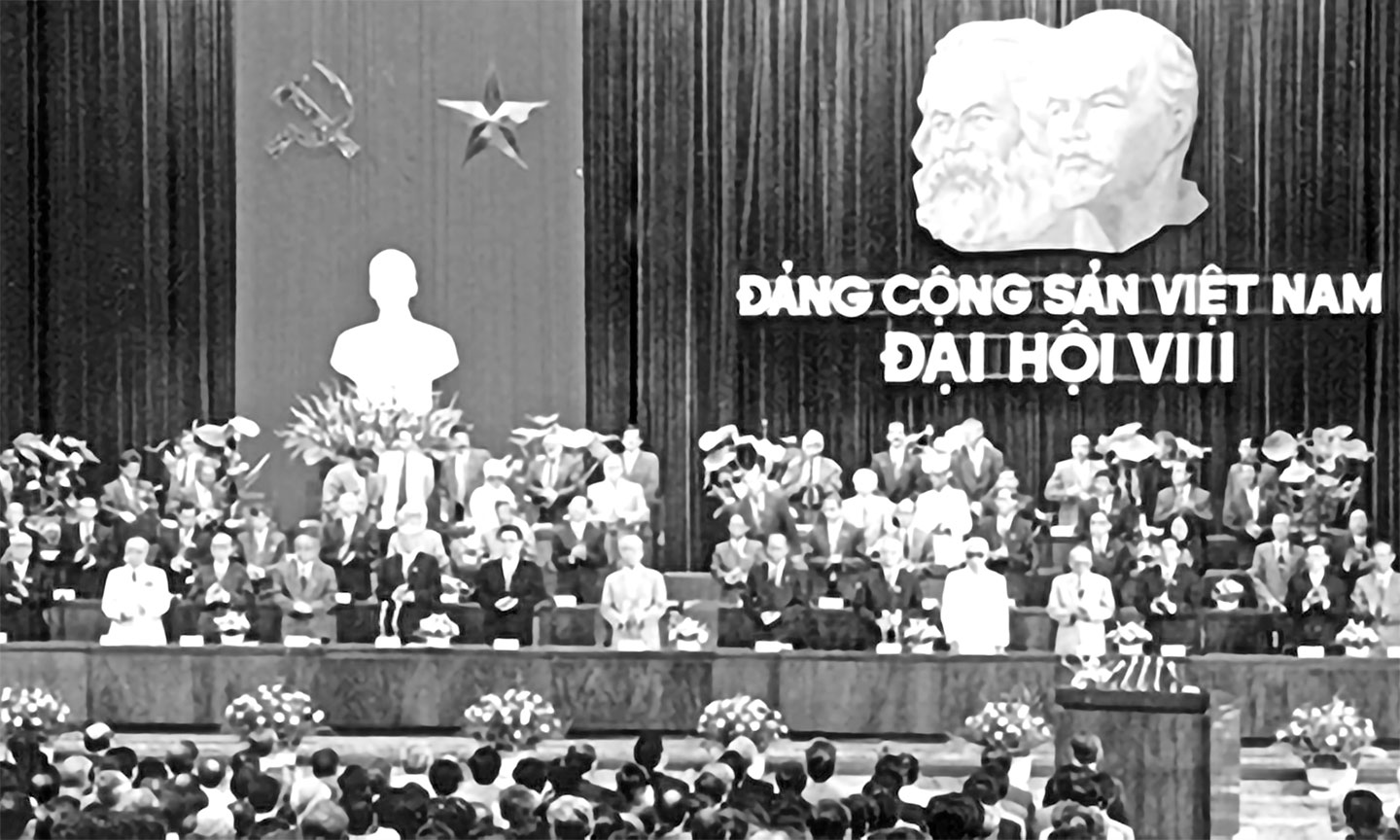 Đại hội đại biểu toàn quốc lần thứ VIII của Đảng.